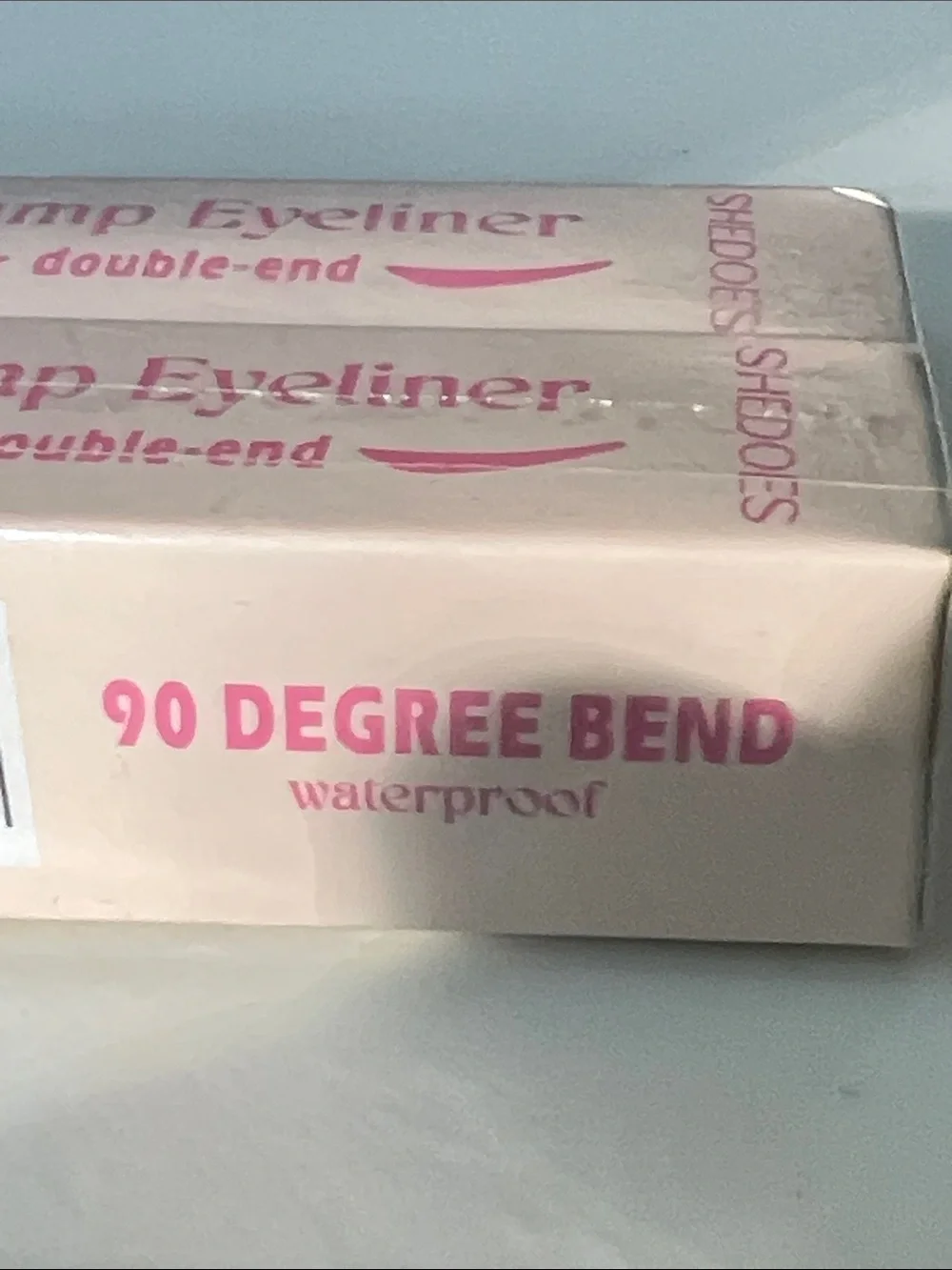 N/A stamp eyeliner